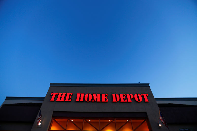 Home Depot cuts sales goal as online push not delivering as expected