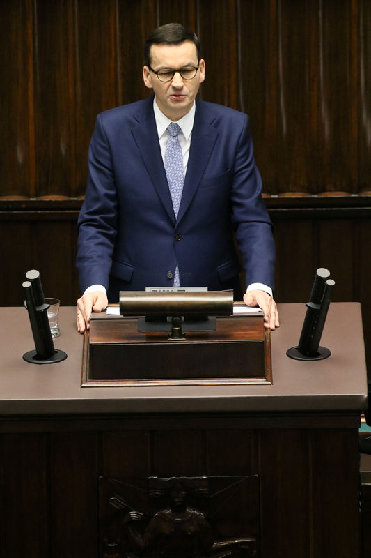 رئيس وزراء بولندا: التشكيك في معاهدة حلف الأطلسي تهديد للدفاع الجماعي