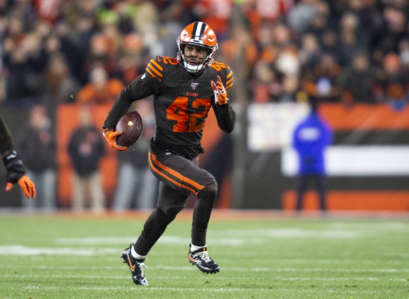 Browns place S Burnett on IR, ending his season