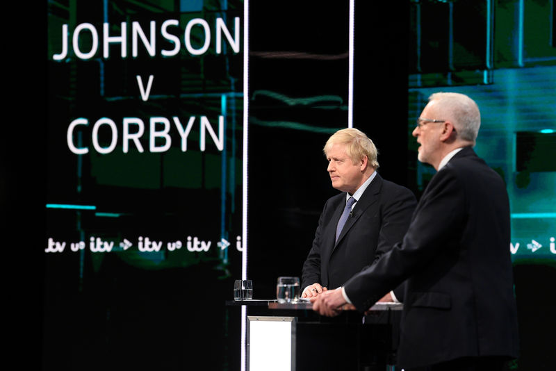 Poll shows 'dead heat' after UK election leaders' debate