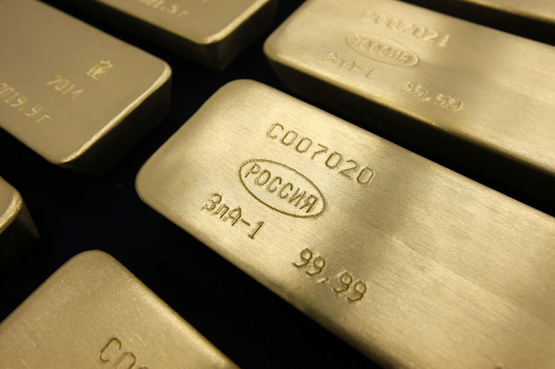 Законопроект об отмене НДС на золото в РФ отозван из Думы на доработку -- глава НФА