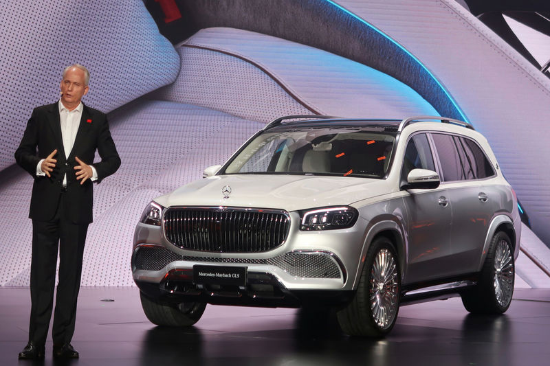 Daimler brings SUV to luxury Maybach brand's portfolio