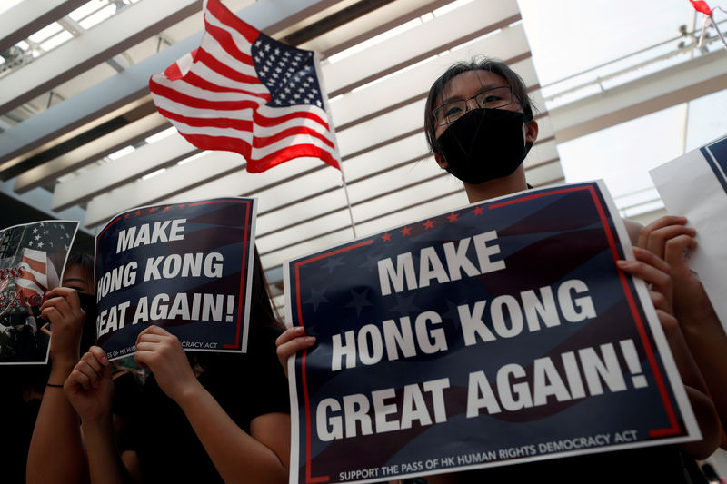 焦点：香港人権法案、米議会可決の意味　失う「特別な都市」の地位