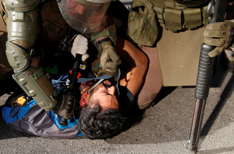 Fuerzas de seguridad chilenas atacaron &quot;intencionalmente&quot; a manifestantes para &quot;castigarlos&quot;, según Amnistía Internacional