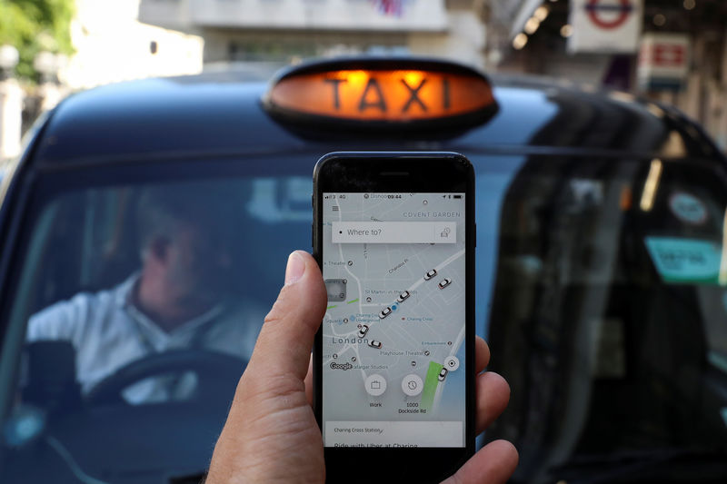 Uber still in the dark on London taxi licence renewal, three days before expiry