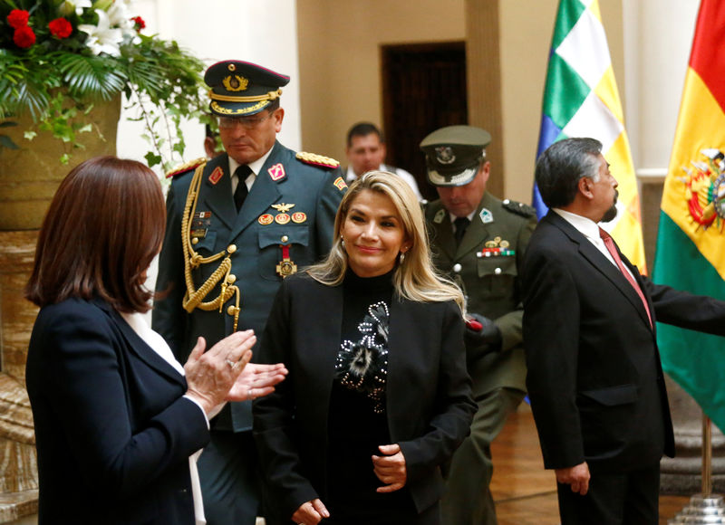 © Reuters. Bolivia's interim President Jeanine Anez attends a ceremony at the presidential palace in La Paz