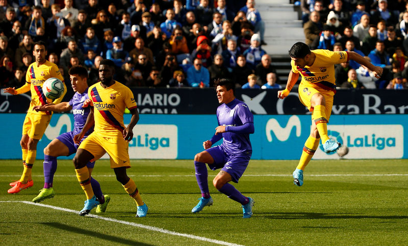 El Barça consigue un triunfo ante el Leganés con un extraño gol de Vidal