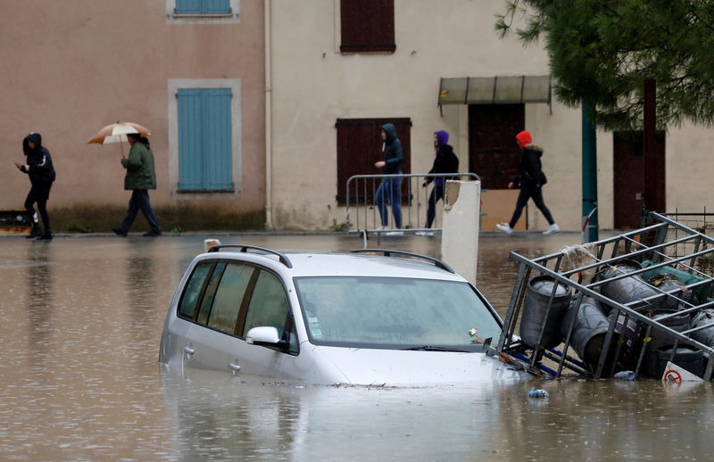 © Reuters. مقتل 4 بعد سيول عارمة في جنوب شرق فرنسا