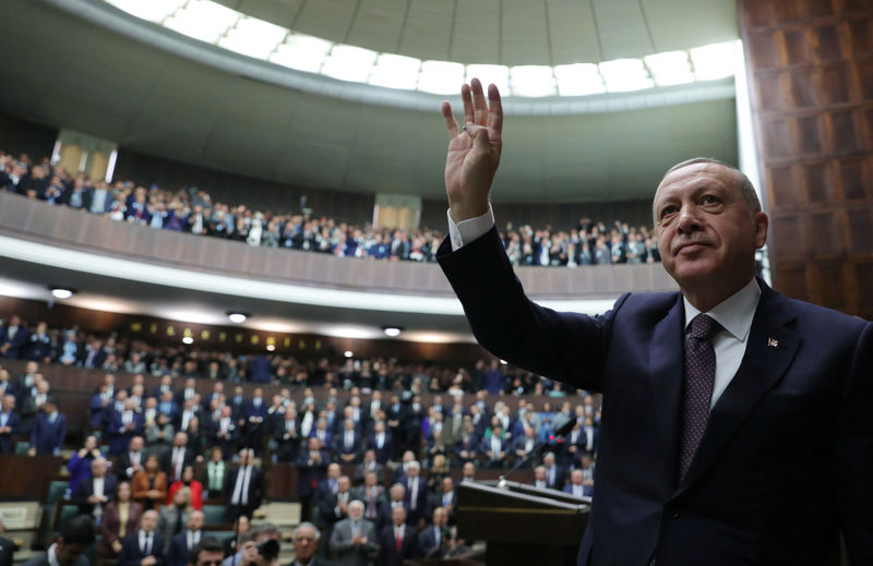 Erdogan dice que Qatar apoya los planes de Turquía para reasentar a refugiados sirios -NTV