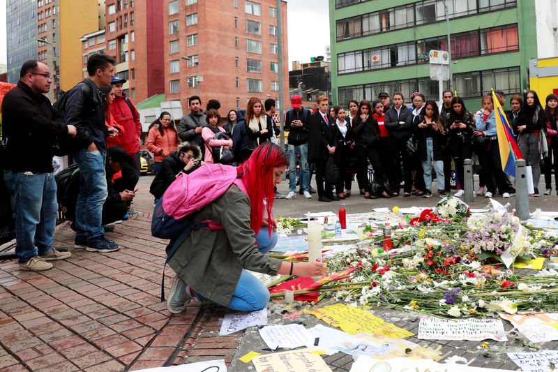 Sindicatos y estudiantes anuncian más protestas en Colombia tras muerte de joven