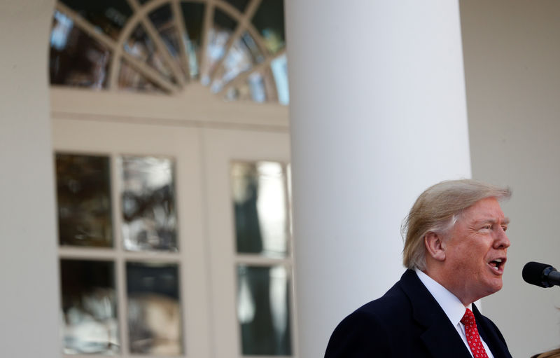 © Reuters. Foto del martes del presidente de EEUU, Donald Trump, hablando en la Casa Blanca