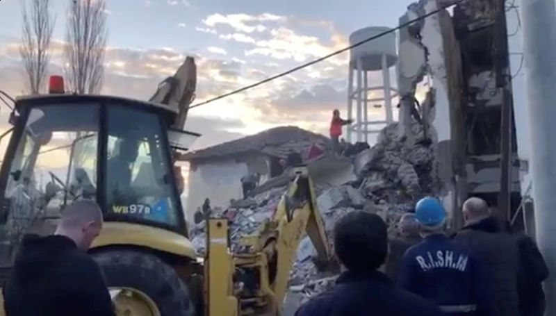 Al menos 21 muertos tras el terremoto en Albania