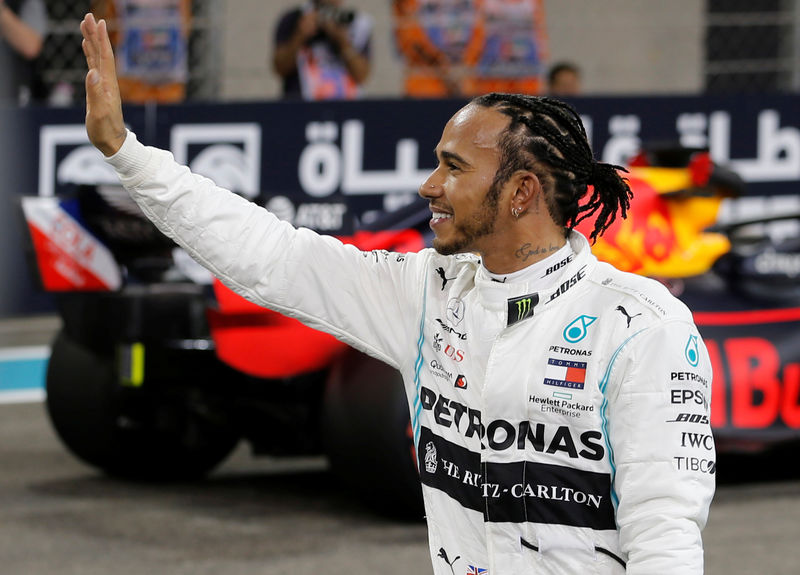 Hamilton consigue en Abu Dabi su primera pole desde julio