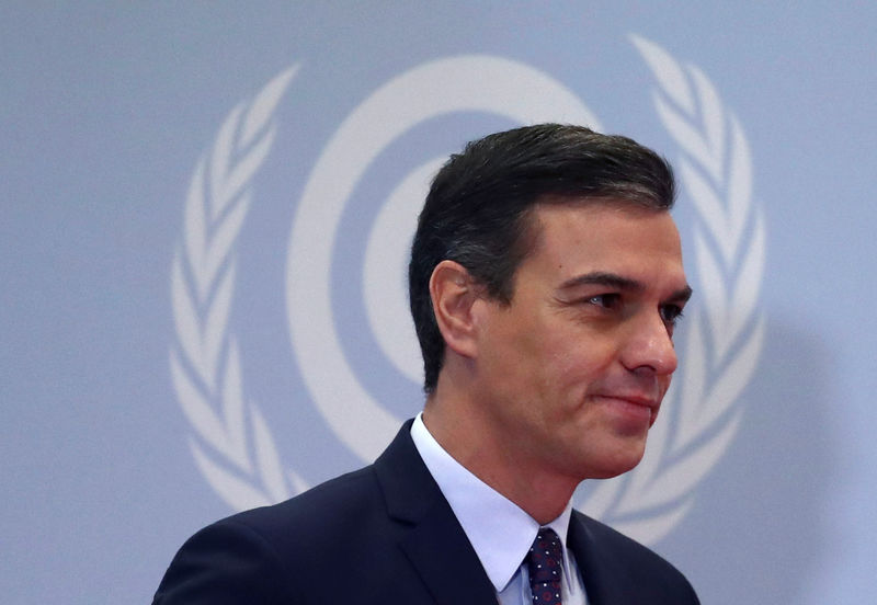 © Reuters. El presidente en funciones de España, Pedro Sánchez, llega para asistir a la Conferencia de las Naciones Unidas sobre el Cambio Climático (COP25) en Madrid