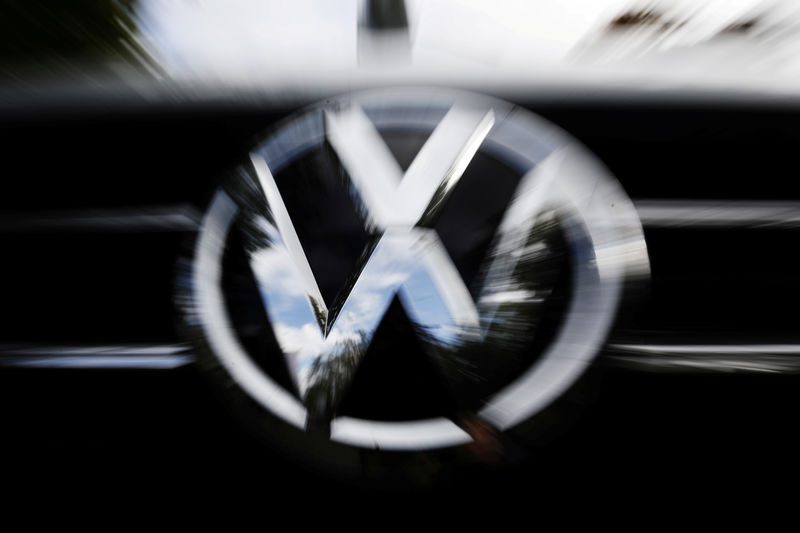 © Reuters. FILE PHOTO: Hearing over VW diesel emissions cheating scandal, in Braunschweig