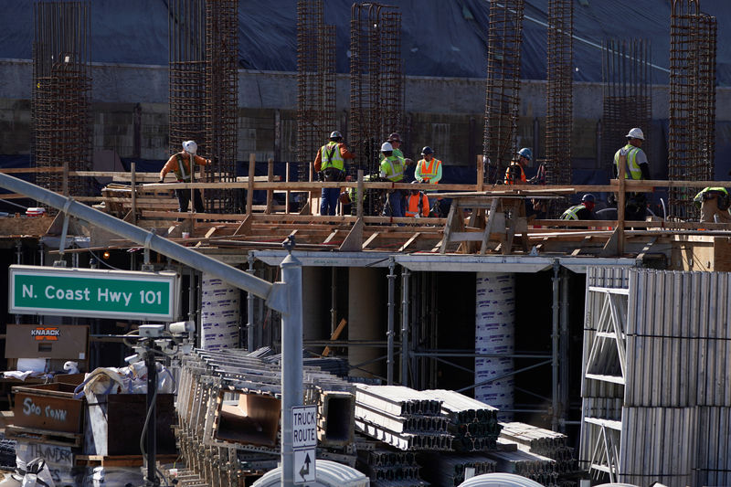Gastos com construção nos EUA caem inesperadamente em outubro