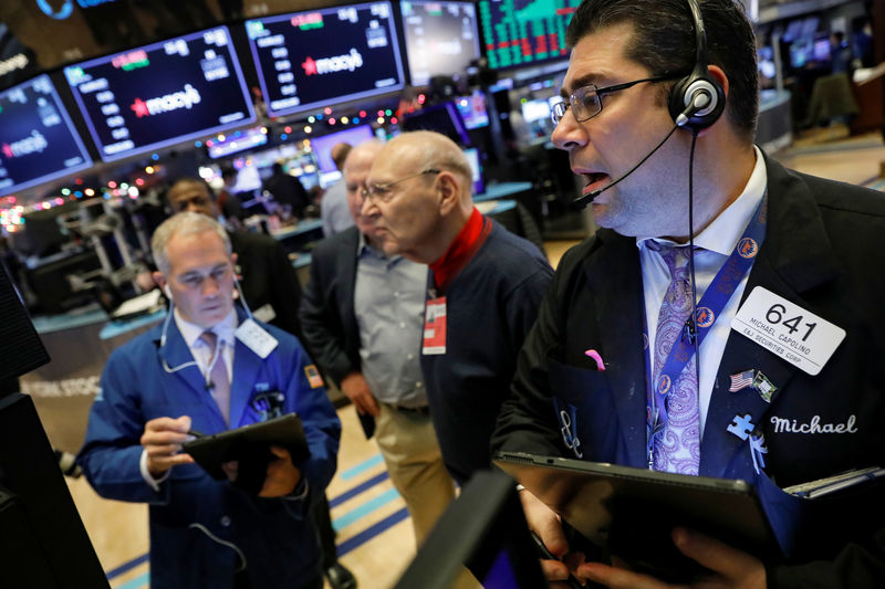 Bolsas dos EUA fecham em queda com nervosismo econômico e comercial
