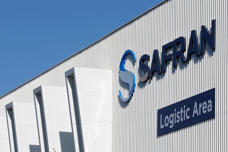© Reuters. FILE PHOTO: The Safran company logo is pictured at the company's logistic area in Colomiers near Toulouse