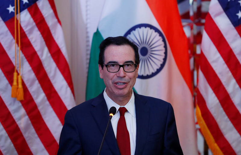 © Reuters. U.S. Treasury Secretary Steven Mnuchin speaks during a joint news conference with India's Finance Minister Nirmala Sitharaman in New Delhi