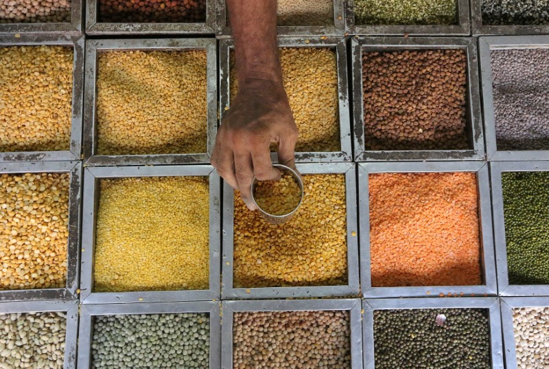 Мировые цены на продовольствие в ноябре выросли до максимума за 26 месяцев -- индекс ФАО