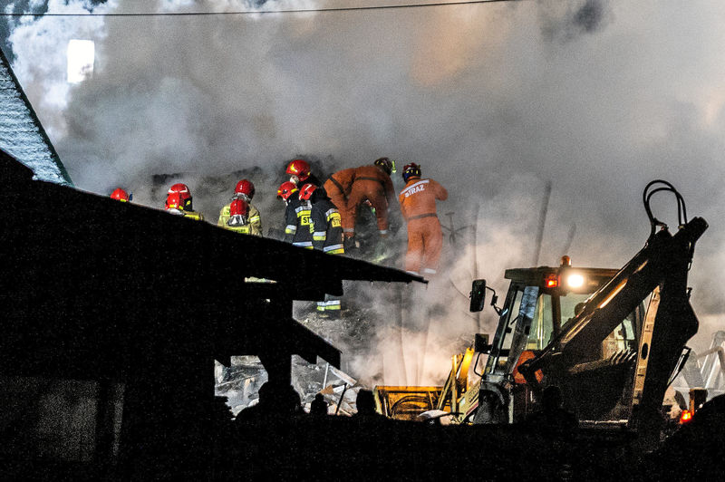 Explosão de gás deixa 8 mortos em resort de esqui na Polônia