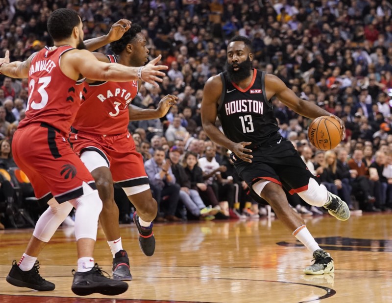 NBA roundup: Harden withstands elbow, helps Rockets top Raptors