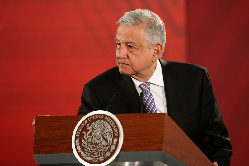 © Reuters. Mexico's President Andres Manuel Lopez Obrador holds a news conference at the National Palace in Mexico City