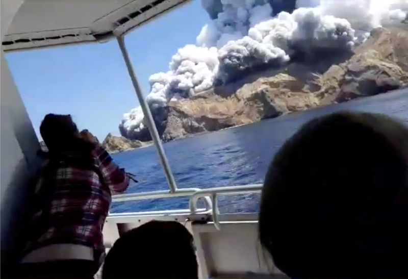 Nueva Zelanda inicia una investigación sobre la mortífera erupción volcánica