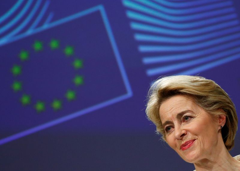 © Reuters. FILE PHOTO: European Commission President Ursula von der Leyen briefs the media after the first meeting of her new college of commissioners in Brussels