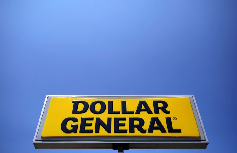 © Reuters. FILE PHOTO: A sign is seen outside a Dollar General store in Chicago