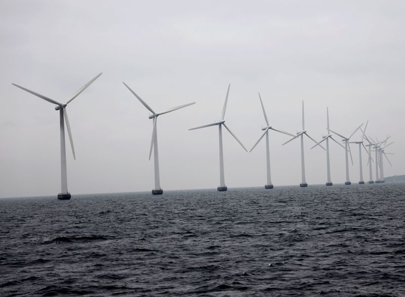 © Reuters. Middelgrunden offshore wind farm is pictured outside Copenhagen