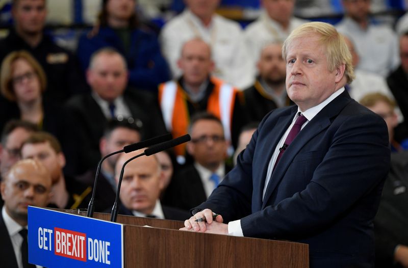 El primer ministro británico Johnson dice que las elecciones no podían ser más reñidas