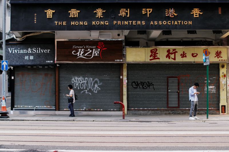 BREAKINGVIEWES-A las tiendas de Hong Kong les vendría bien un poco de medicina china