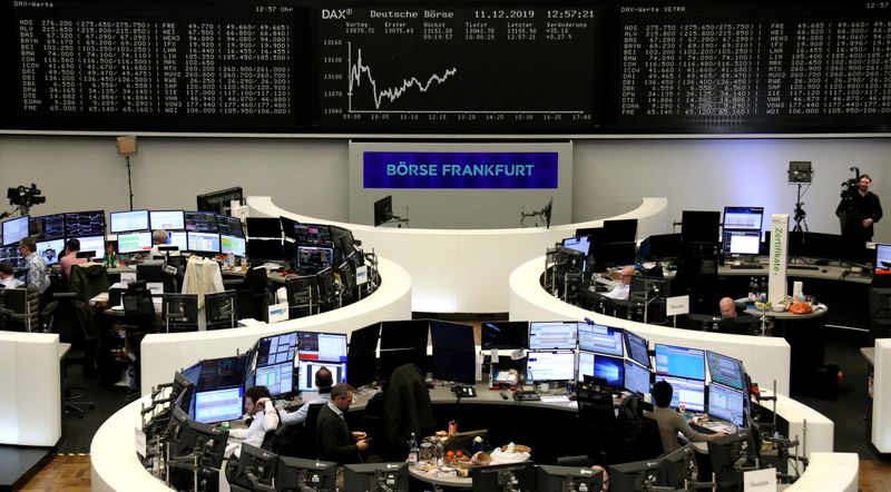 © Reuters. The German share price index DAX graph is pictured at the stock exchange in Frankfurt