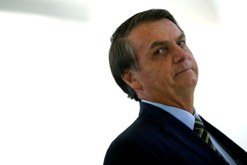 Bolsonaro diz que retirou sinal de orelha que vai ser verificado sobre possível de câncer de pele