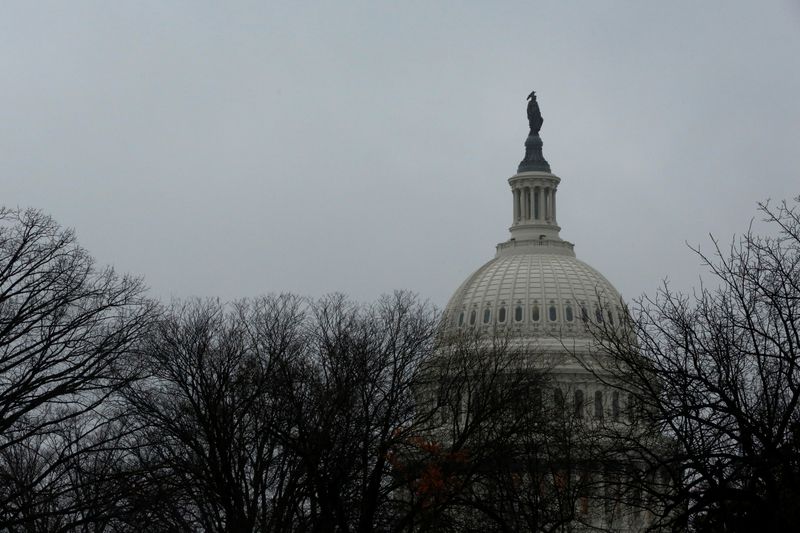 © Reuters. Купол Капитолия в Вашингтоне