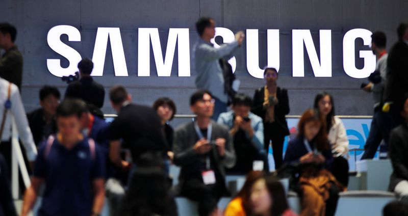 Samsung to invest an extra $8 billion in China chip plant - media