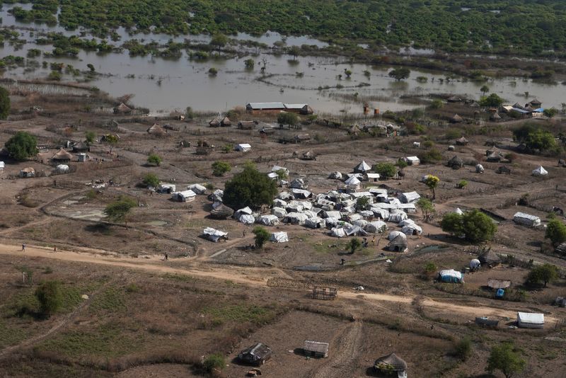 © Reuters. الأمم المتحدة: المجاعة تهدد الملايين في جنوب السودان بعد جفاف وفيضانات
