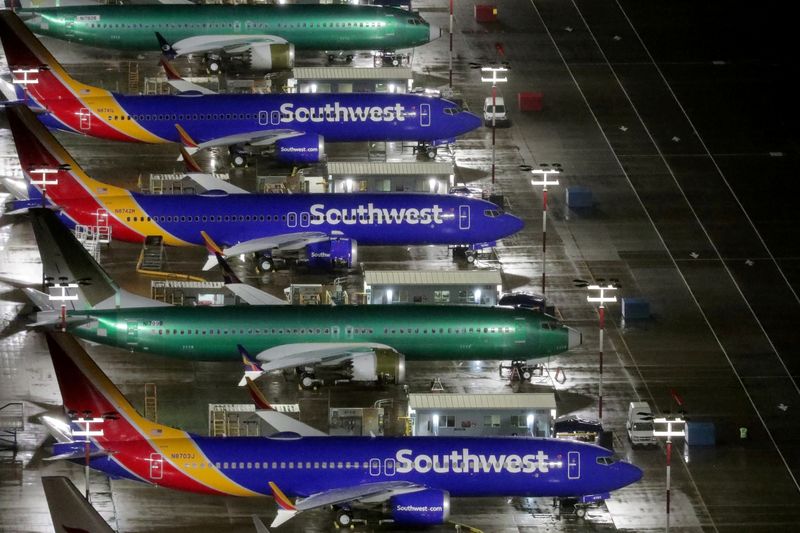 © Reuters. FILE PHOTO: Aerial photos show Boeing 737 Max airplanes on the tarmac in Seattle