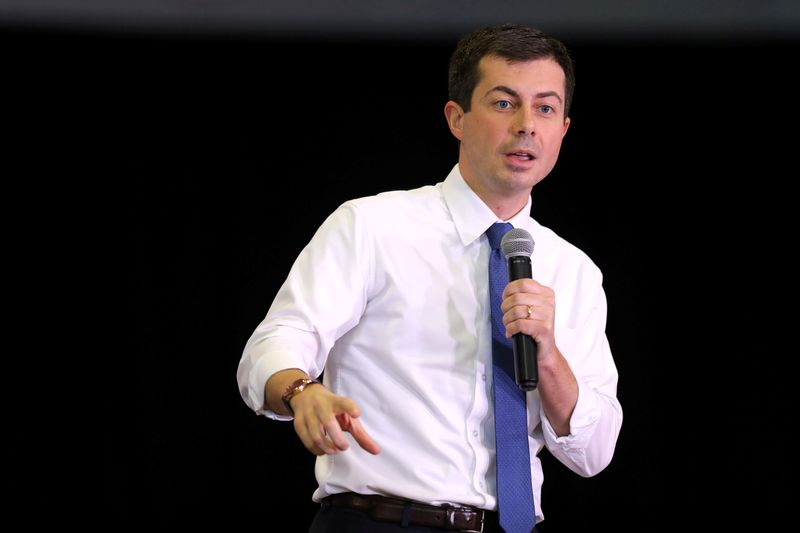 Buttigieg pledges 'new era' for U.S. Latinos in push for minority voters