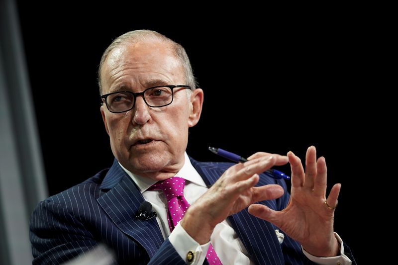 © Reuters. FILE PHOTO: U.S. Director of the Economic Council Larry Kudlow speaks at an event in December 2019