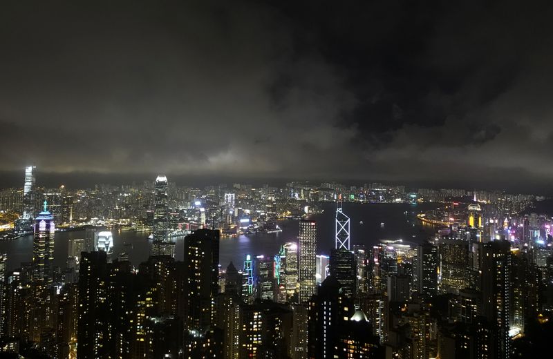 © Reuters. A general view of the city of Hong Kong from the Peak Tower