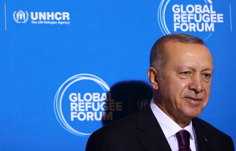 © Reuters. تلفزيون: أردوغان يقول القوى العالمية لم تدعم "المنطقة الآمنة" في سوريا حتى الآن