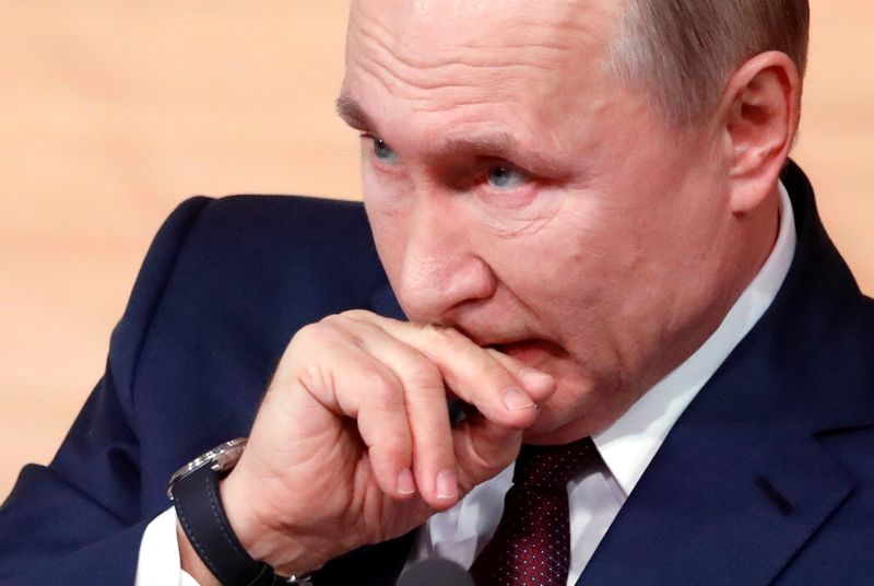 Putin diz que caso de impeachment contra Trump é &quot;fabricado&quot;