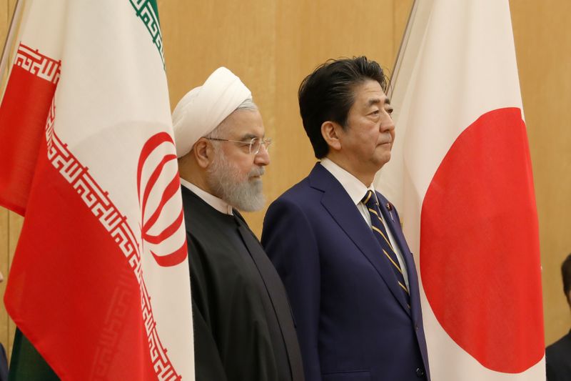 © Reuters. 安倍首相がイラン大統領と会談、核合意の履行要請