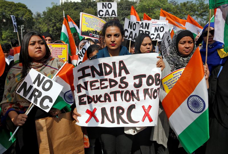 De amas de casa a estudiantes con velo, las mujeres centran protestas en la India