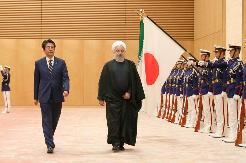 رئيس وزراء اليابان قلق بشدة من تقليص إيران لالتزاماتها النووية