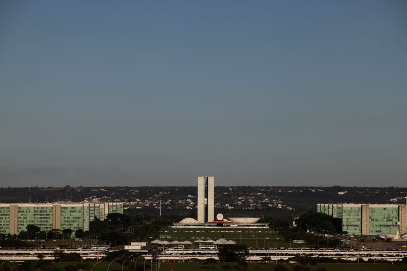 © Reuters. Esplanada dos Ministérios e Congresso Nacional, em Brasília