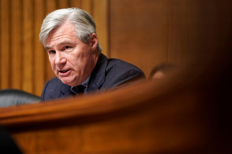 © Reuters. FILE PHOTO:  Senator Sheldon Whitehouse (D-RI) questions judicial nominees during a hearing before the Senate Judiciary Committee on Capitol Hill in Washington
