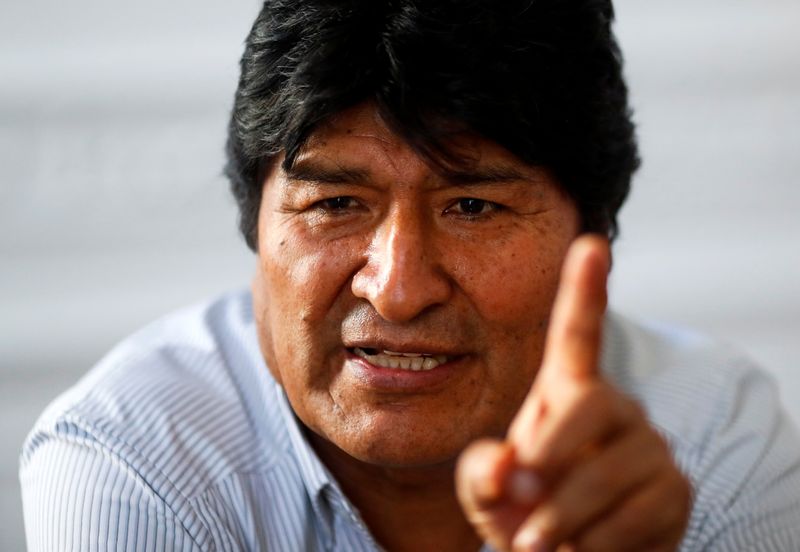 © Reuters. Former Bolivian President Evo Morales gestures during an interview with Reuters, in Buenos Aires